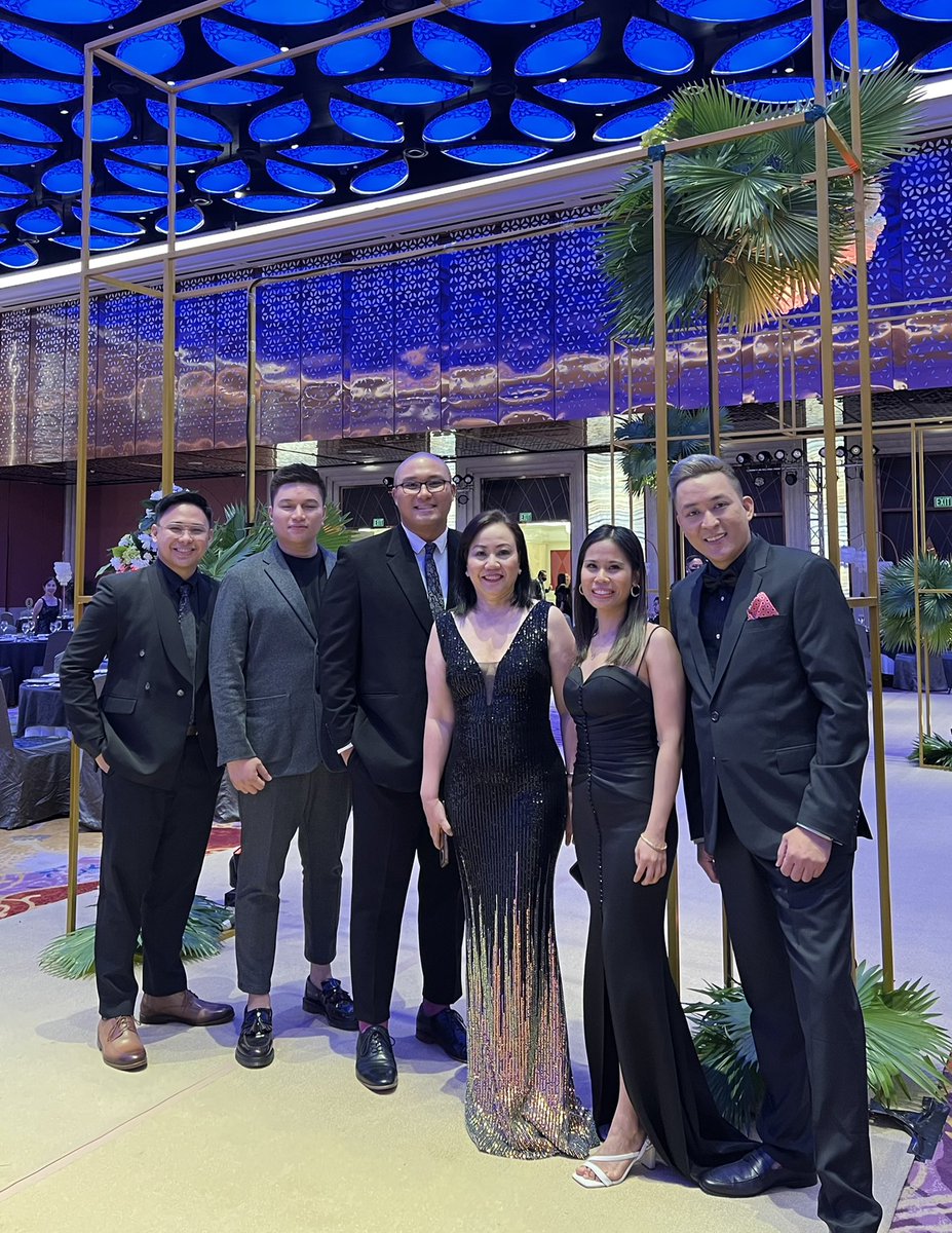 clarryherrera's tweet photo. Queens Charity Ball 2022 https://t.co/SdpKf2JXPJ