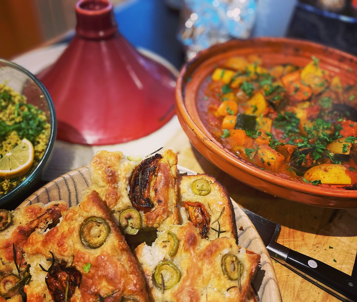 lylebignon's tweet photo. Vegetable tagine ๐ฒ๐ฆ olive and sun dried tomato foccacia ๐ฎ๐น lemon and coriander cous cous ๐ฉ๐ฟ
.
#yeschef #veganintraining #veganlife #maroc #italia #algerie https://t.co/1JsAMuKc7H