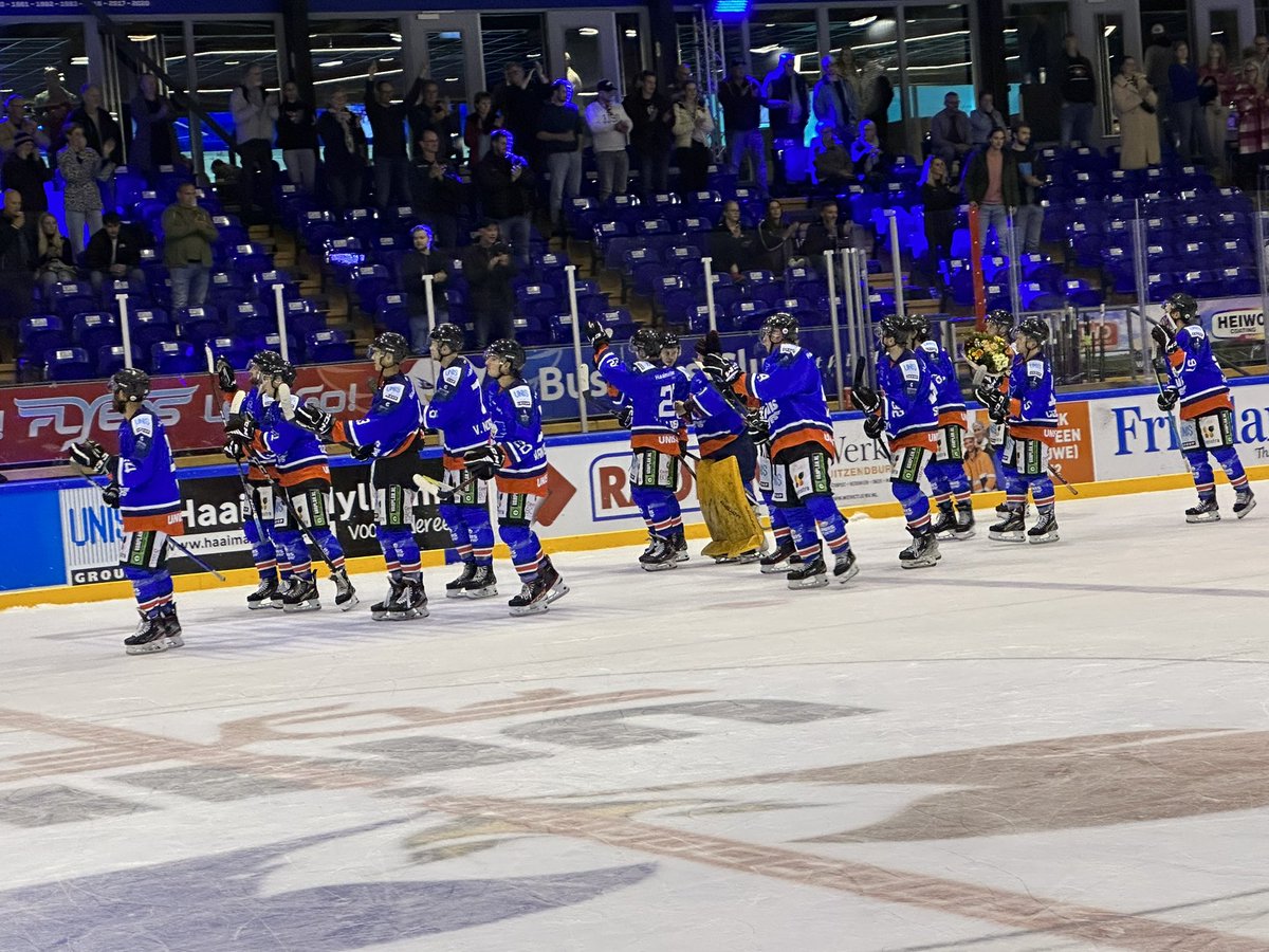 UNIS Flyers tweet media