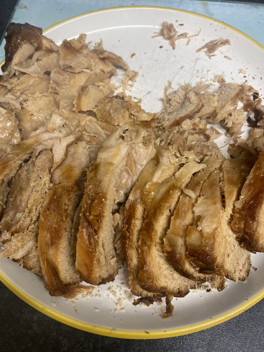 traymca's tweet photo. Minimal effort roast porkβ¦.. slow cooker all day with carrots and apple, with 30 mins in oven for crackling, air fryer roast potatoes and veggies on the hobβ¦. Still feel rotten with the cold but have orange juice and meds to help (and chocolate) #roast #comfortfood #autumncold https://t.co/7i0ukiqnxU