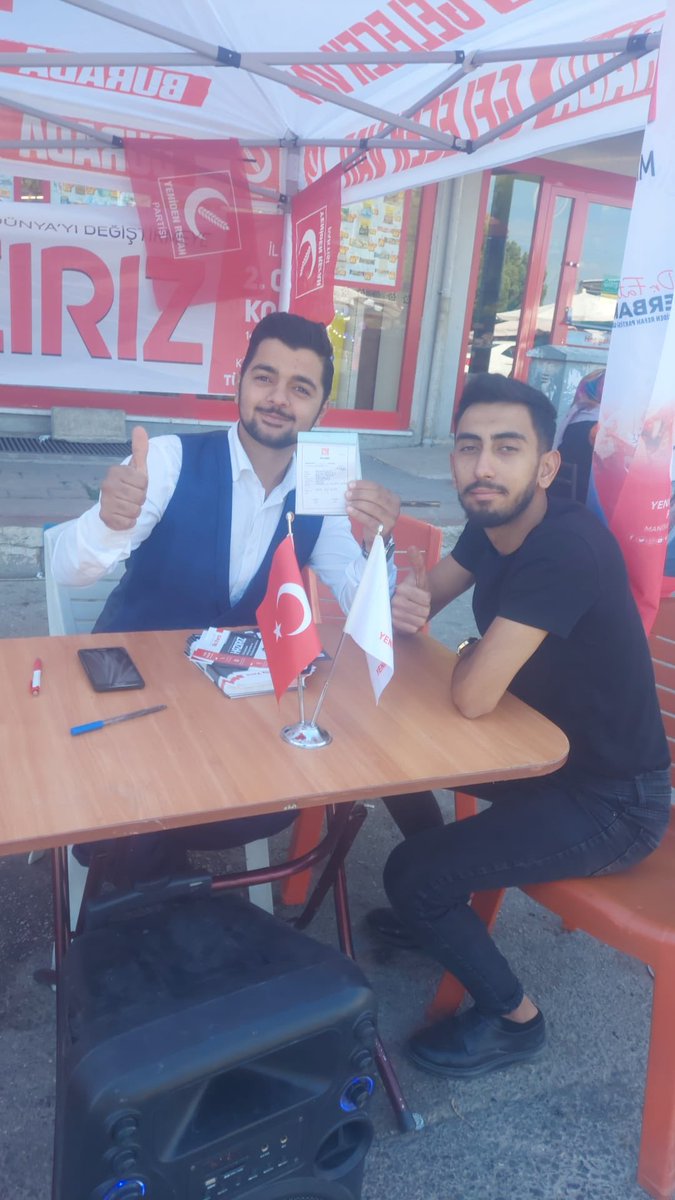 gencrefah's tweet photo. Gençlik Teşkilatlarımız 500.000 üye için çalışmalarına hız kesmeden devam ediyor. https://t.co/v9ssOWiyO2