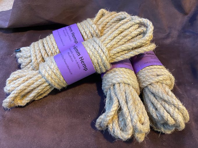 #Hemp #Rope #MadeinBritain flying out the door! #BuyBritish #supportsmallbusiness https://t.co/PEpGOGIOS6<a href="/tag/hemp"class="tags">#Hemp</a><a href="/tag/rope"class="tags">#Rope</a><a href="/tag/madeinbritain"class="tags">#MadeinBritain</a><a href="/tag/supportsmallbusiness"class="tags"><span>#supportsmallbusiness</span></a><a href="/tag/buybritish"class="tags"><span>#buybritish</span></a>