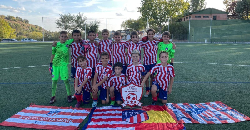 AtletiAcademia's tweet photo. 🏆 El Benjamín B, campeón de la Copa Soccer Revolution.

¡Buen trabajo, chicos! 👏🏻