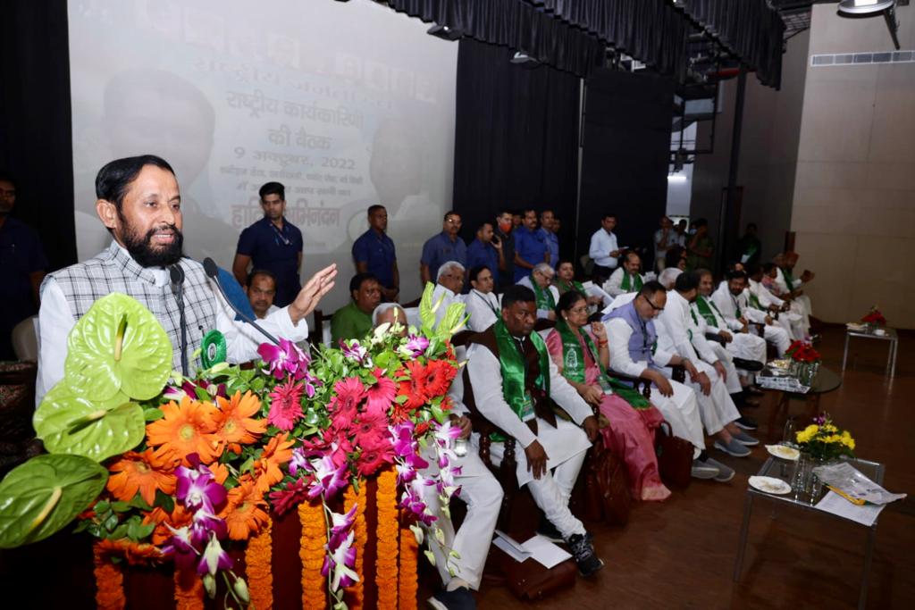 aloky14's tweet photo. @RJDforIndia @DevendraYadavMP @yadavtejashwi @laluprasadrjd https://t.co/PSAnQVam8m