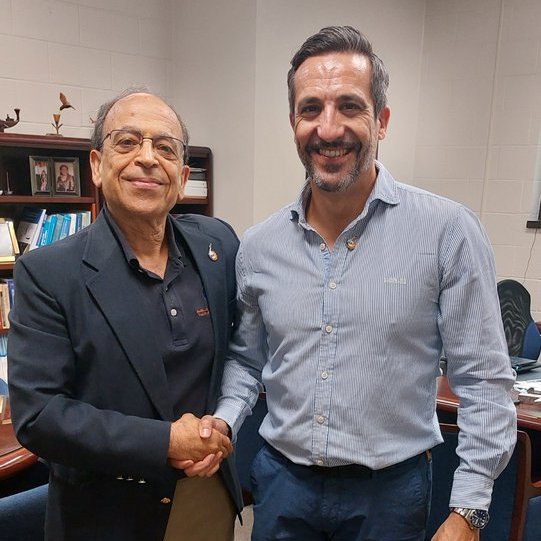At <a href="/uta_mae/">UTA Mechanical and Aerospace Engineering</a>  I gave a seminar on Buildings resiliency to #airborne disease (obviously focusing on #covid19).  Prof. and chair Erian Armanios, honored me with the MAE pin. Feel proud for this new connection. Thank you, great friend and researcher <a href="/michaelbozlar/">Michael Bozlar</a> for inviting me!