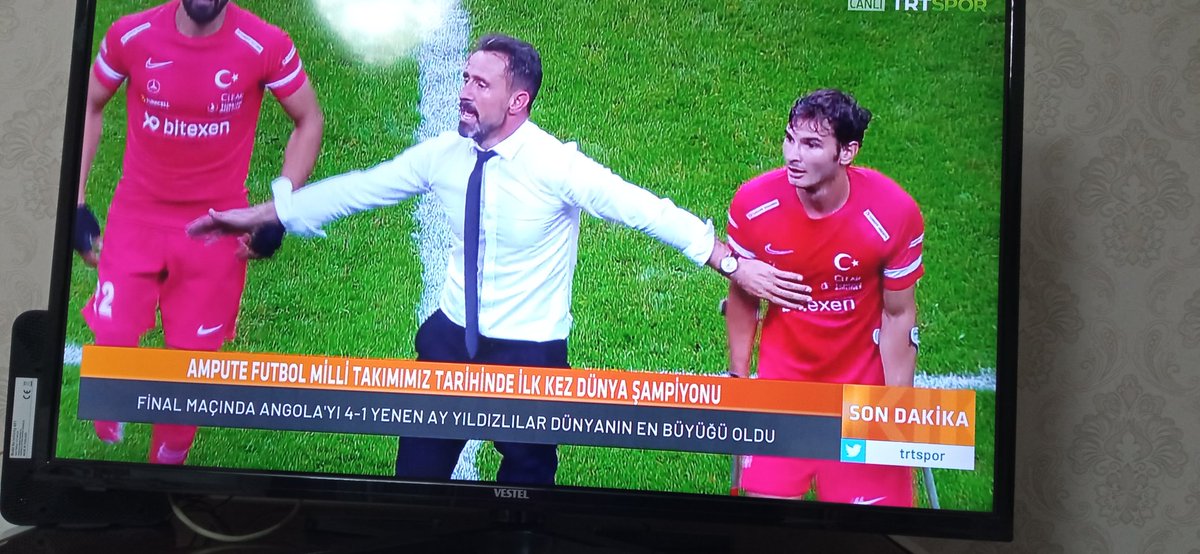 Bu gurur hepimizin 🇹🇷🇹🇷
Yüreğinize sağlık
Ampute Milli Takımımız dünya şampiyonu 🇹🇷🇹🇷🇹🇷🇹🇷