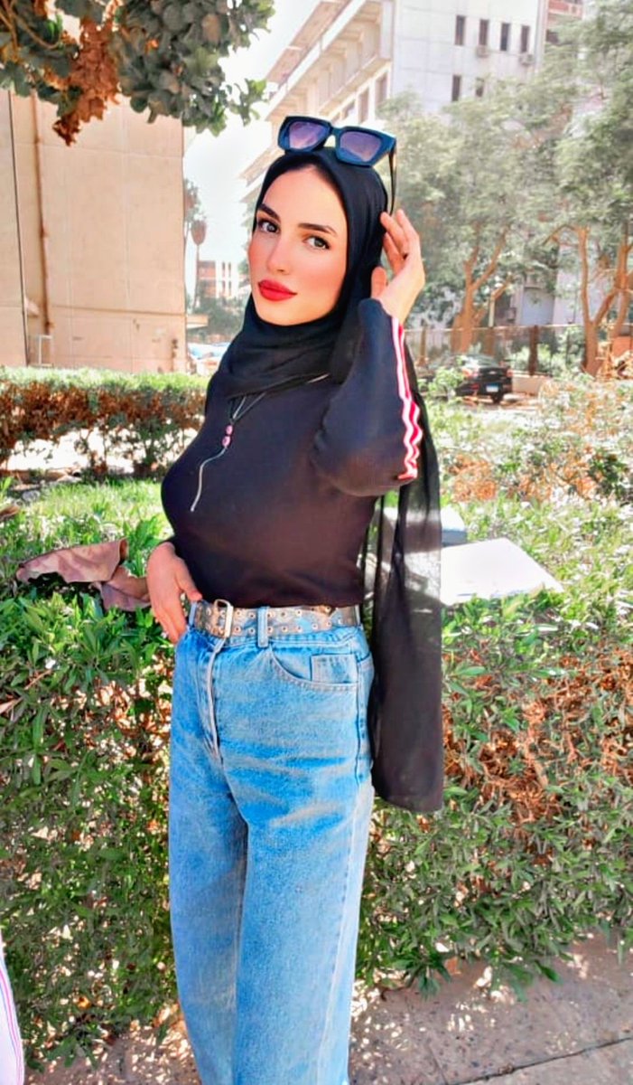 𝑻𝒉𝒆 𝒔𝒌𝒚 𝒇𝒓𝒐𝒎 𝒕𝒉𝒆 𝒘𝒊𝒏𝒅𝒐𝒘 𝒂𝒕 𝒏𝒊𝒈𝒉𝒕 ☾︎♡︎