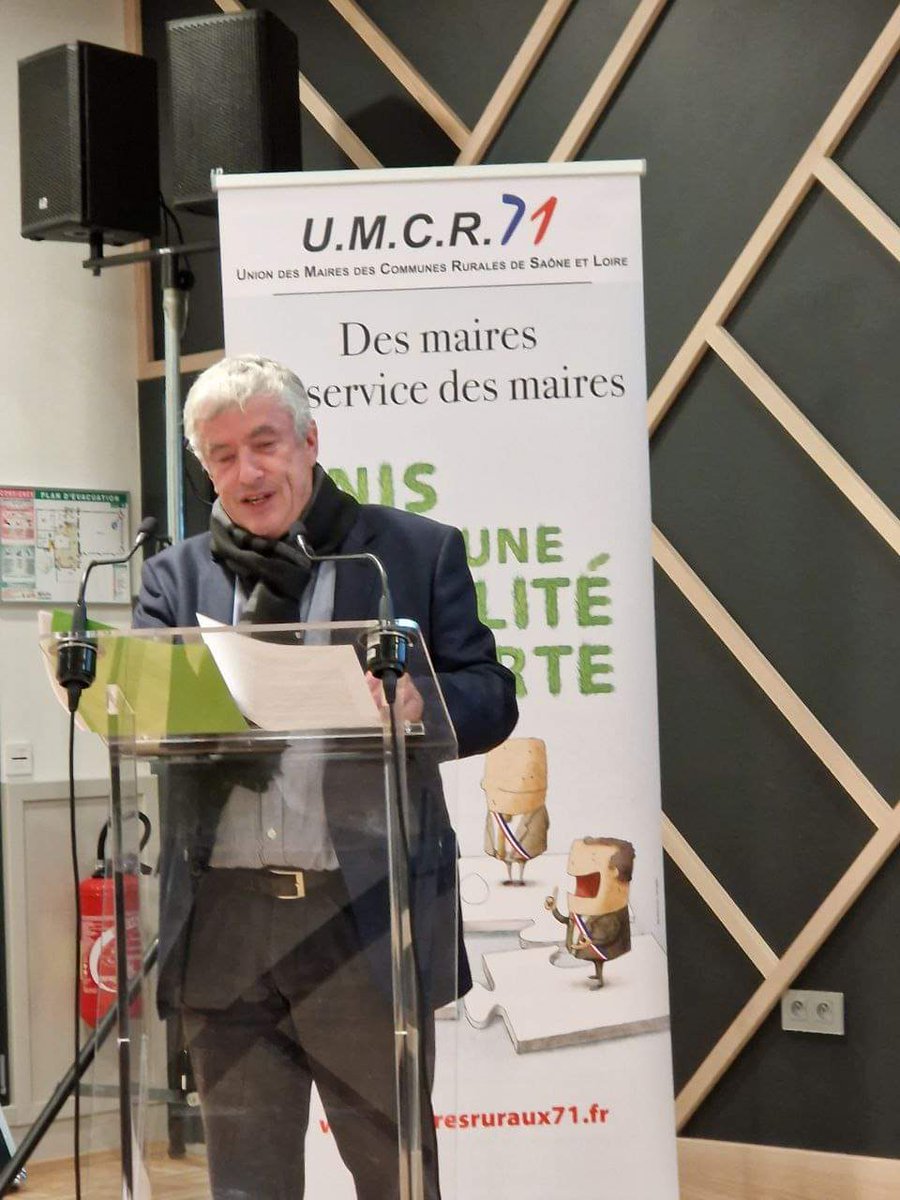l_margueritte's tweet photo. Un nouveau week-end de terrain riche et intense à votre rencontre :

- l'Assemblée Générale de l'Union des Maires des Communes Rurales de Saône et Loire à #simard UCMR71. L'occasion de revenir sur les inquiétudes des municipalités quant à l'augmentation des prix de l'énergie. https://t.co/iKzqUpokWd