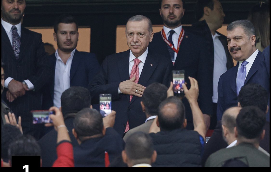 AMPUTE MİLLî TAKIMIMIZ ANGOLA’YI 4-1 YENEREK DÜNYA ŞAMPİYONU OLDU👏

ŞAMPİYONLAR KONUŞTU; “BU ŞAMPİYONLUĞU CUMHURBAŞKAN’IMIZA, ŞEHİTLERİMİZE, GAZİLERİMİZE ARMAĞAN EDİYORUZ.”

CUMHURBAŞKANI’MIZ MAÇDAYDI…