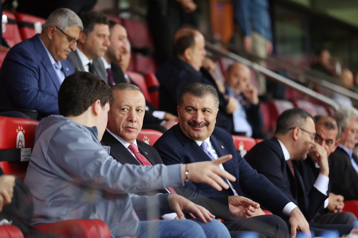 tcbestepe's tweet photo. Cumhurbaşkanı @RTErdogan, Türkiye ile Angola arasında oynanan 2022 Ampute Futbol Dünya Kupası final maçını izledi. https://t.co/nbEXXYaBup