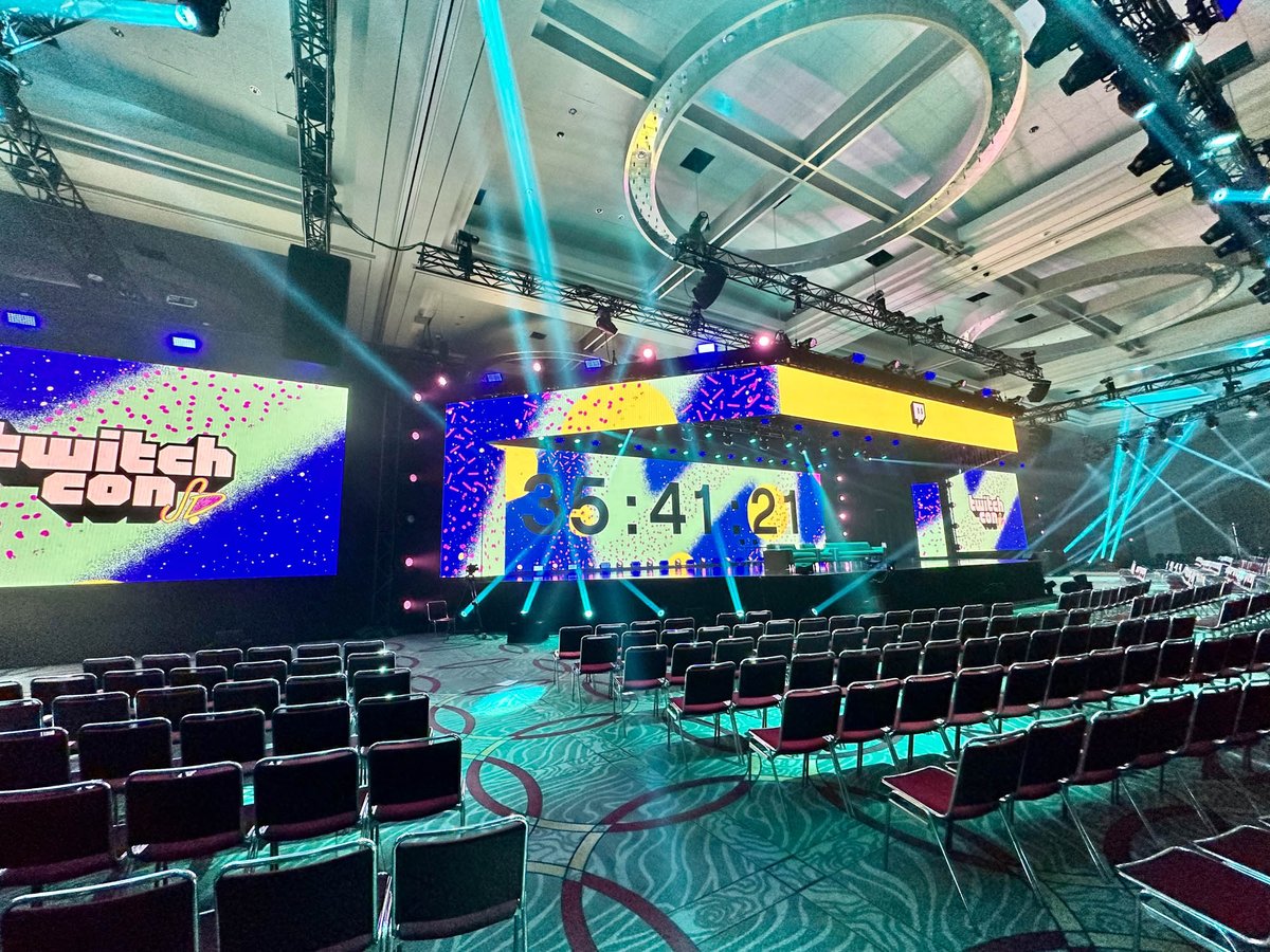 UVLD's tweet photo. @Matt_Webb headed up team @UVLD at #TwitchConSanDiego. It was great to be part of the team lead by ETS-AV. This is an awesome event and we are proud to be a part of it. @DavidSeitz did his usual magic on the console. https://t.co/cgvvr8PCQN