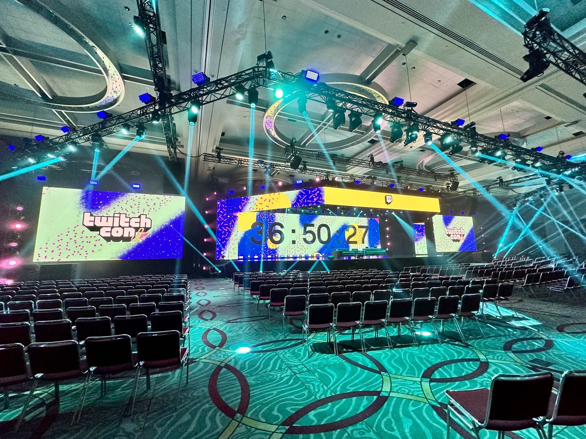 UVLD's tweet photo. @Matt_Webb headed up team @UVLD at #TwitchConSanDiego. It was great to be part of the team lead by ETS-AV. This is an awesome event and we are proud to be a part of it. @DavidSeitz did his usual magic on the console. https://t.co/cgvvr8PCQN