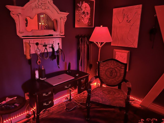 3 pic. I have a little more lighting to do and my playroom is done!

But you can never have too many