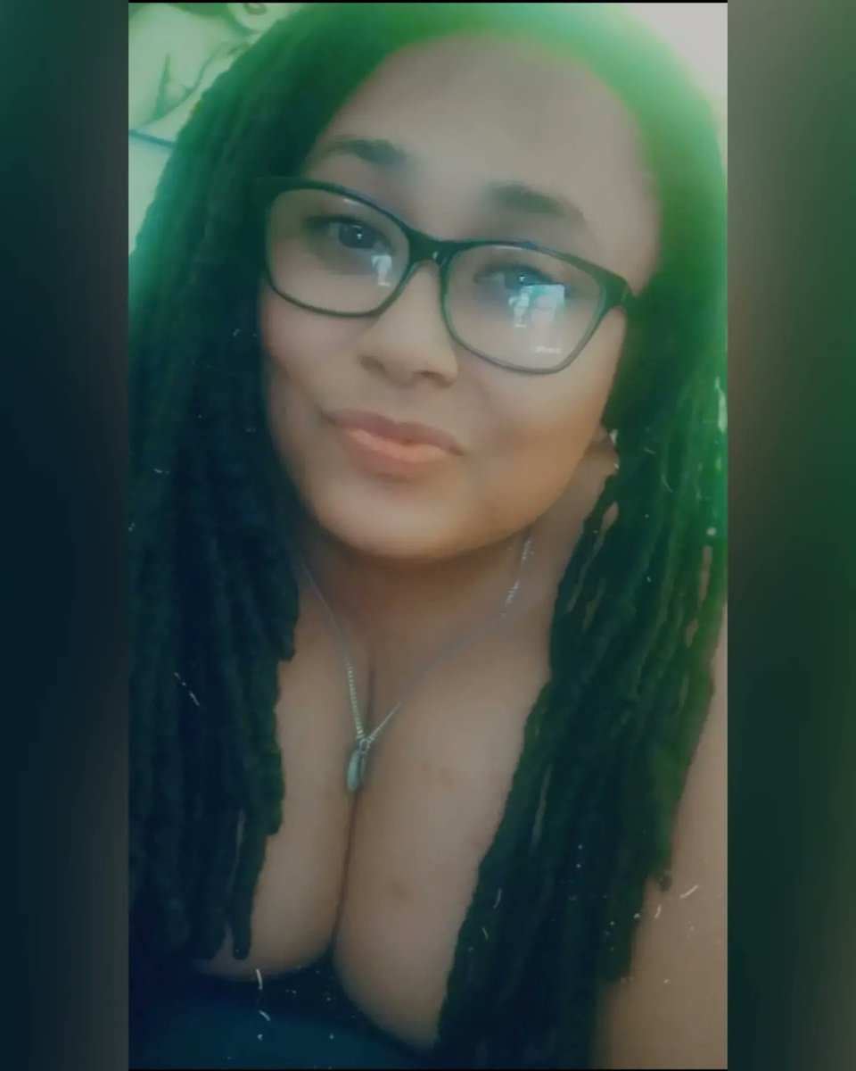 Tati_Yam's tweet photo. Today is my Loc-versary!! 6 YEARS on my journey😍.
Can I get a Loc thread going?
I showed you mine, show me yours! 😊
#LoveMeForMe #LocJourney #ladieswithlocs https://t.co/bshhDCJj9m