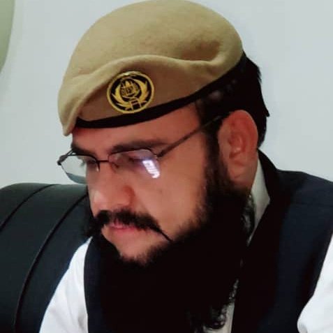 wylmd2's tweet photo. جنرال صاحب  رانیوی
تبرکی  ورته   وایو https://t.co/KELkcQlRLO