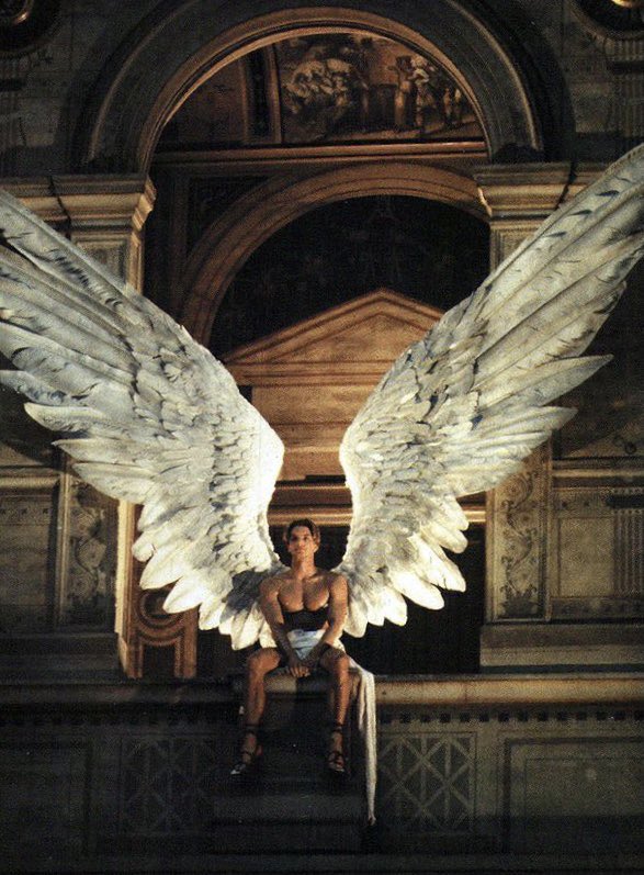 highendhomo's tweet photo. marcus schenkenberg @ givenchy ss97 haute couture https://t.co/uy4nPLsJ91