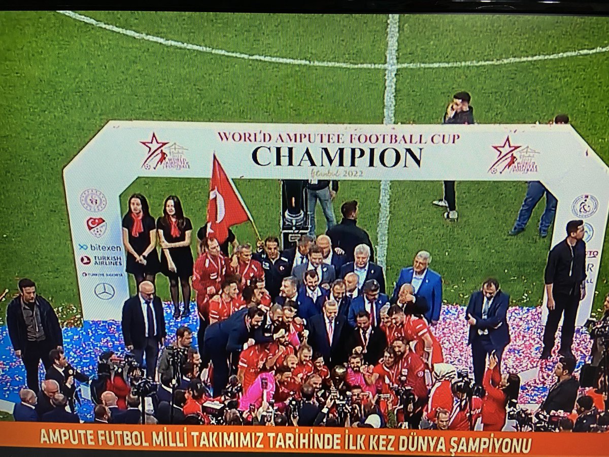 beytullahiyigun's tweet photo. Bu mutluluğu yaşatan, büyük yürekli adamlar. Selam olsun size. Sizinle gurur duyuyoruz. ⁦@amputemilli⁩ https://t.co/lhJjNIFF90