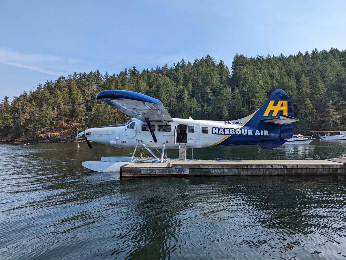 tnkgrl's tweet photo. Took the always dapper @deathandfood on the "#mailrun" (Vancouver, Salt Spring island, Vancouver island & back) in a #seaplane / #flyboat for their birthday... Good times! #Pixel6Pro https://t.co/SPSZowMx3d