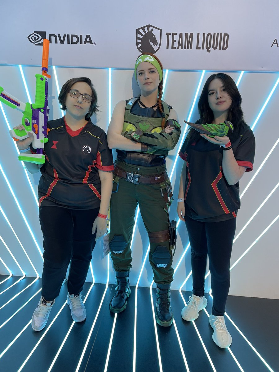 Essa foto aqui vale muito tá? FAZ MUITO O L (agora de Liquid) 🤩 <a href="/nat1fps/">nat1</a> <a href="/bstrddgg/">bstrdd 🍒</a> <a href="/TeamLiquidBR/">Team Liquid BR 🇧🇷</a>