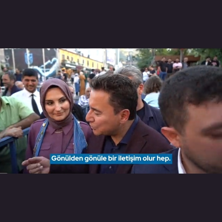 RaufTayfun1's tweet photo. Esnaf ziyareti esnasında bir hnm efendi genel başkanımız sn @alibabacan,a Çok şeyler anlatırım ama sonra vatan haini olurum diye anlatamayrum işte
Sansür yasası tamda budur 💧🇹🇷💧🇹🇷💧🇹🇷 #devagelecek korku bitecek endişeye gerek yok @devapartisi olarak #sizesözümüzvar https://t.co/qP72BhPZfx