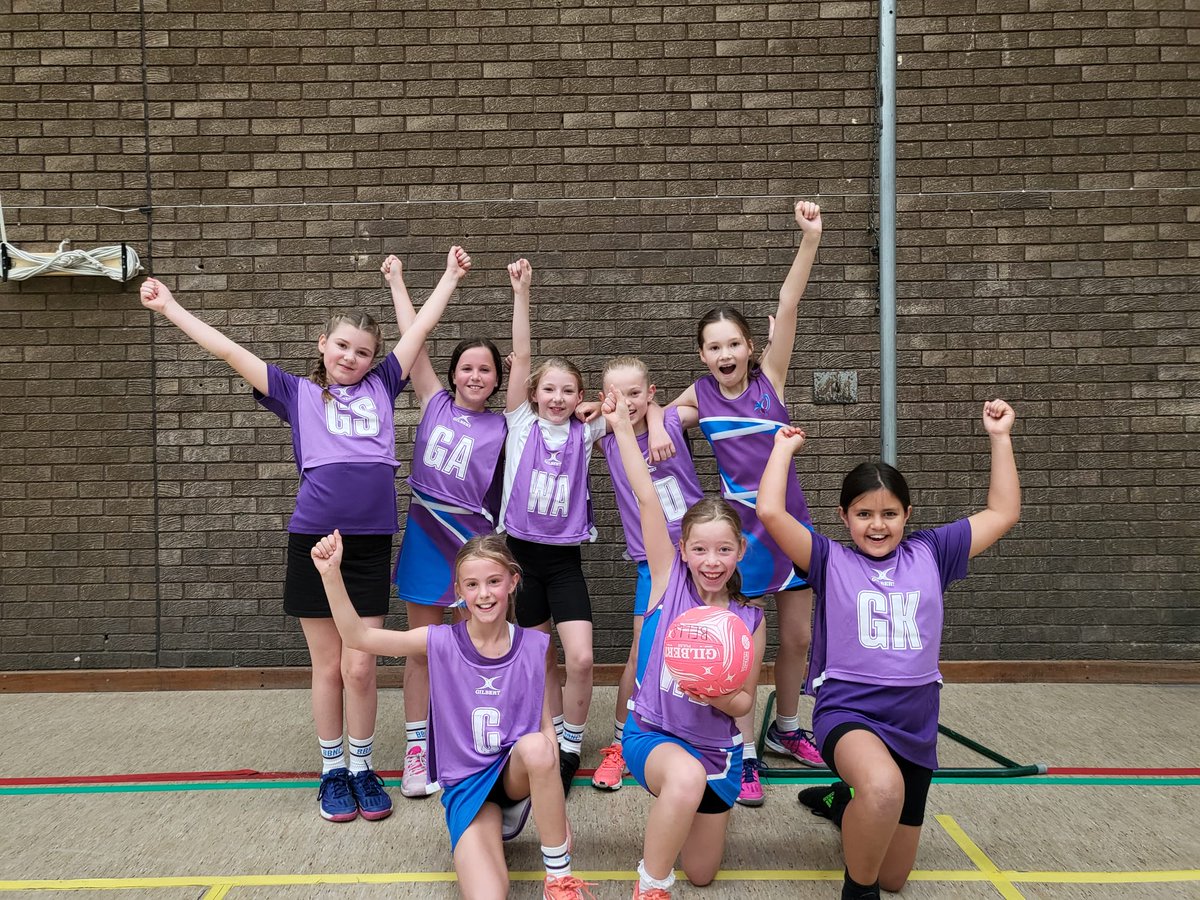 BirkyBellsNC's tweet photo. Our team of the week goes to our u10s winning 25 -0 against Wakefield Wildcats🎉🎉🎉. Outstanding performance from our babybells with CPOM &amp; OPOM to Evie  &amp; Sadie 💙🏐💜 @Whitechapelcofe https://t.co/9OSNOzJtf9