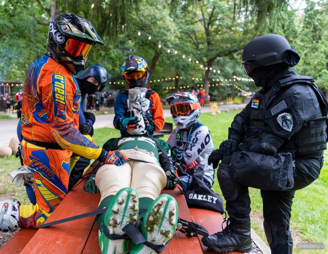 Caspian Wolfe tweet media