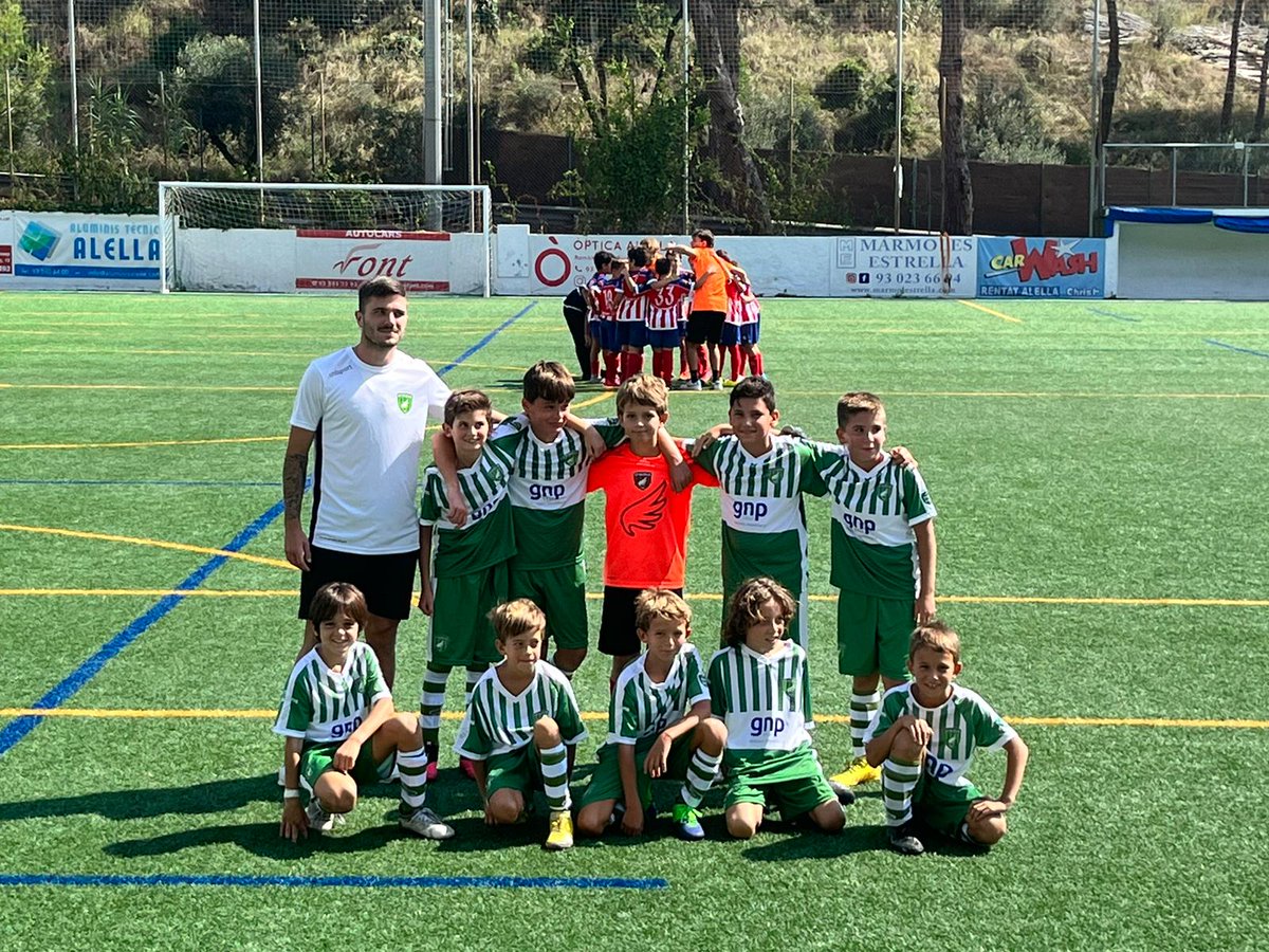 AlellaCF's tweet photo. Inici per la porta gran: el Benjamí ‘A’ goleja el Sant Gabriel (8-4) ✅🚀👏

Gran partit de l’equip de Toni Larrossa en el debut a la lliga. També bon partit de l’Aleví ‘C’ a domicili. 

https://t.co/UAB9klKz8Z

#Alella #futbolcat #Maresme https://t.co/YH4ZJi6NGJ