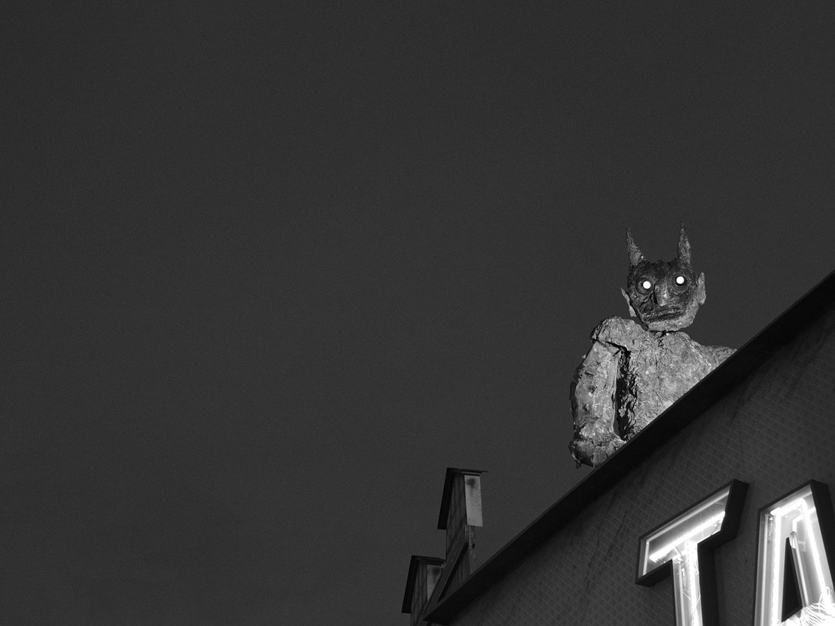 HaHurda's tweet photo. Hi.
I'm Harald and i'm doing photography. Still looking for my final main theme in photography, for now my stuff is minimal and/or dark. 
https://t.co/CHOX4quijY

#nftphotography #cleanNFT #TezosNFT #tezos https://t.co/N9QRmZMBTy
