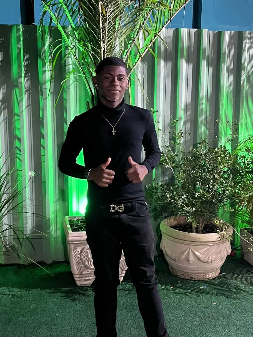 PRETIN_011's tweet photo. 16zada na pista🥳🥳 https://t.co/l2AXUmtxOG