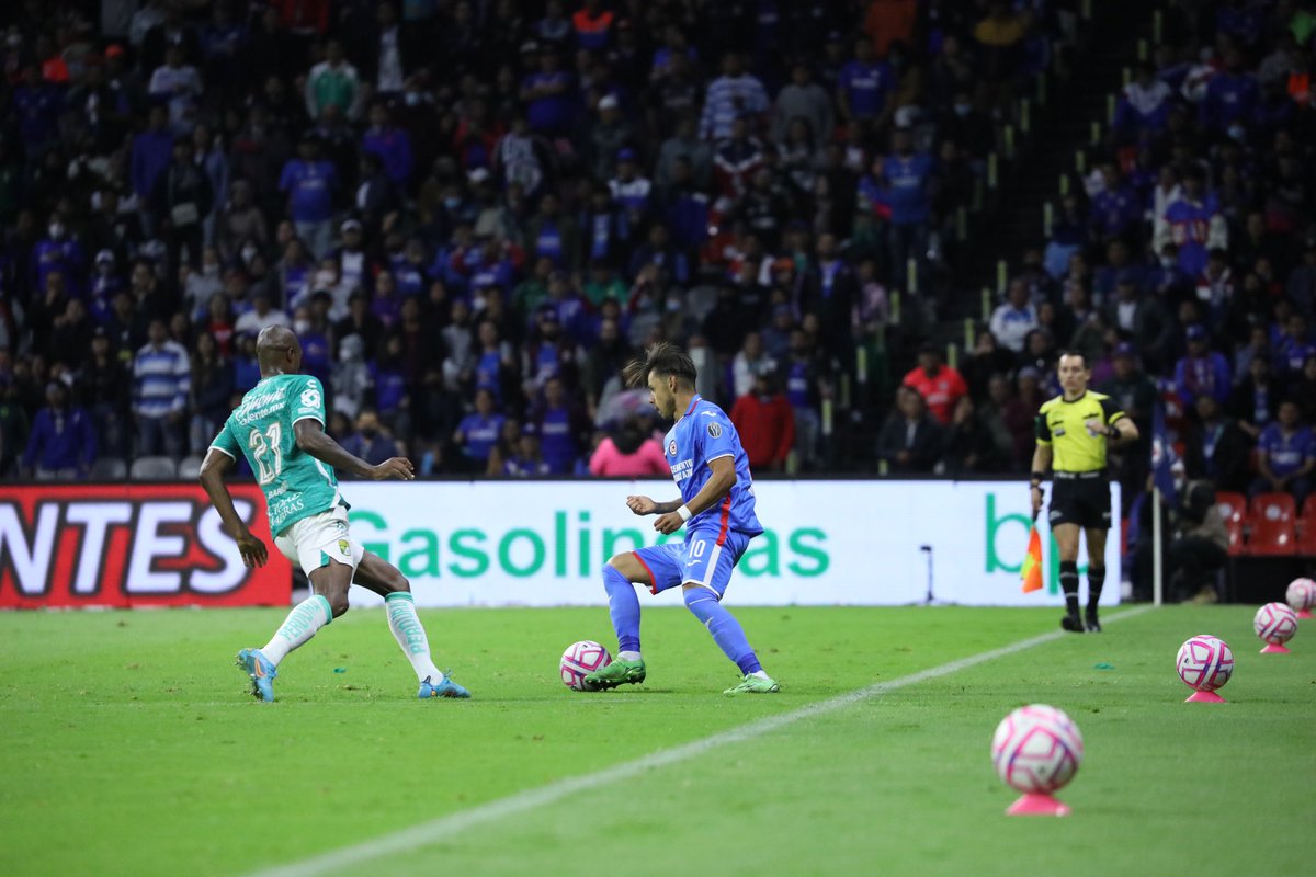 RomeroTeam_'s tweet photo. ¡Estamos en liguilla @CruzAzul! 🙏🏻💪🏻 https://t.co/ZSy2sTzhv1