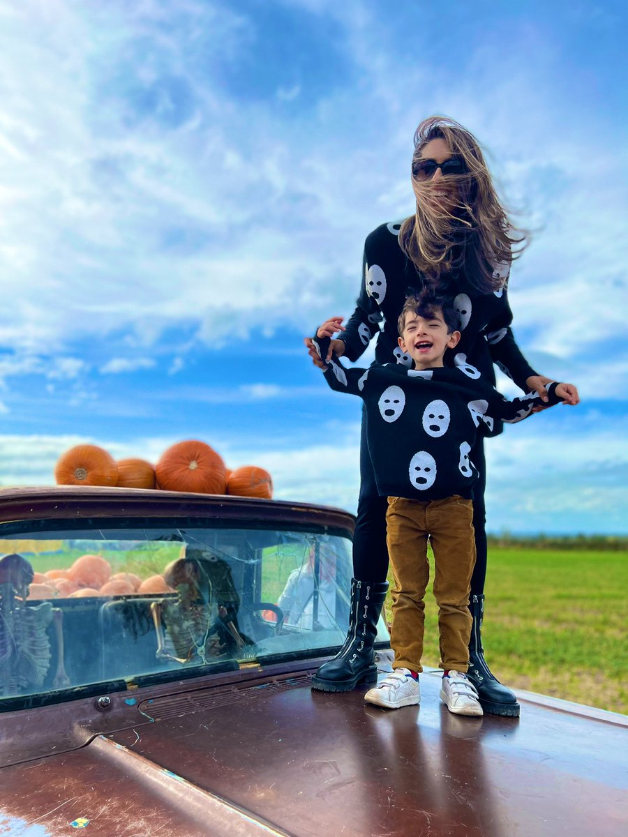 aneesha.robins tweet media