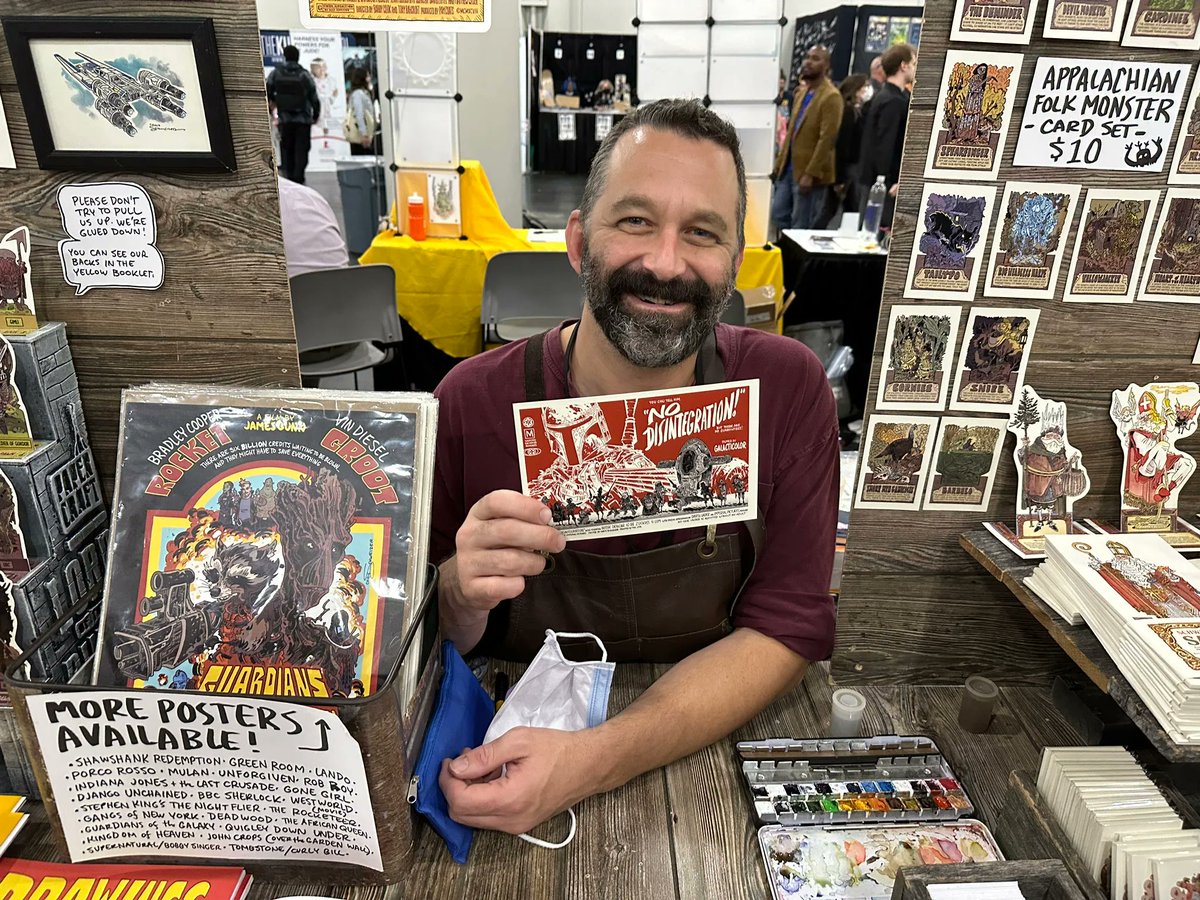 bobafettfanclub's tweet photo. #NYCC: We've featured the work of Chris Schweizer (Artist Alley H-06, @schweizercomics) before and great to see him in person here. He was inspired by old drive-in posters with their two-tone colors and vibes.

📷: @ChelseyBCoombs (BFFC) https://t.co/XxSP1Ki5nf