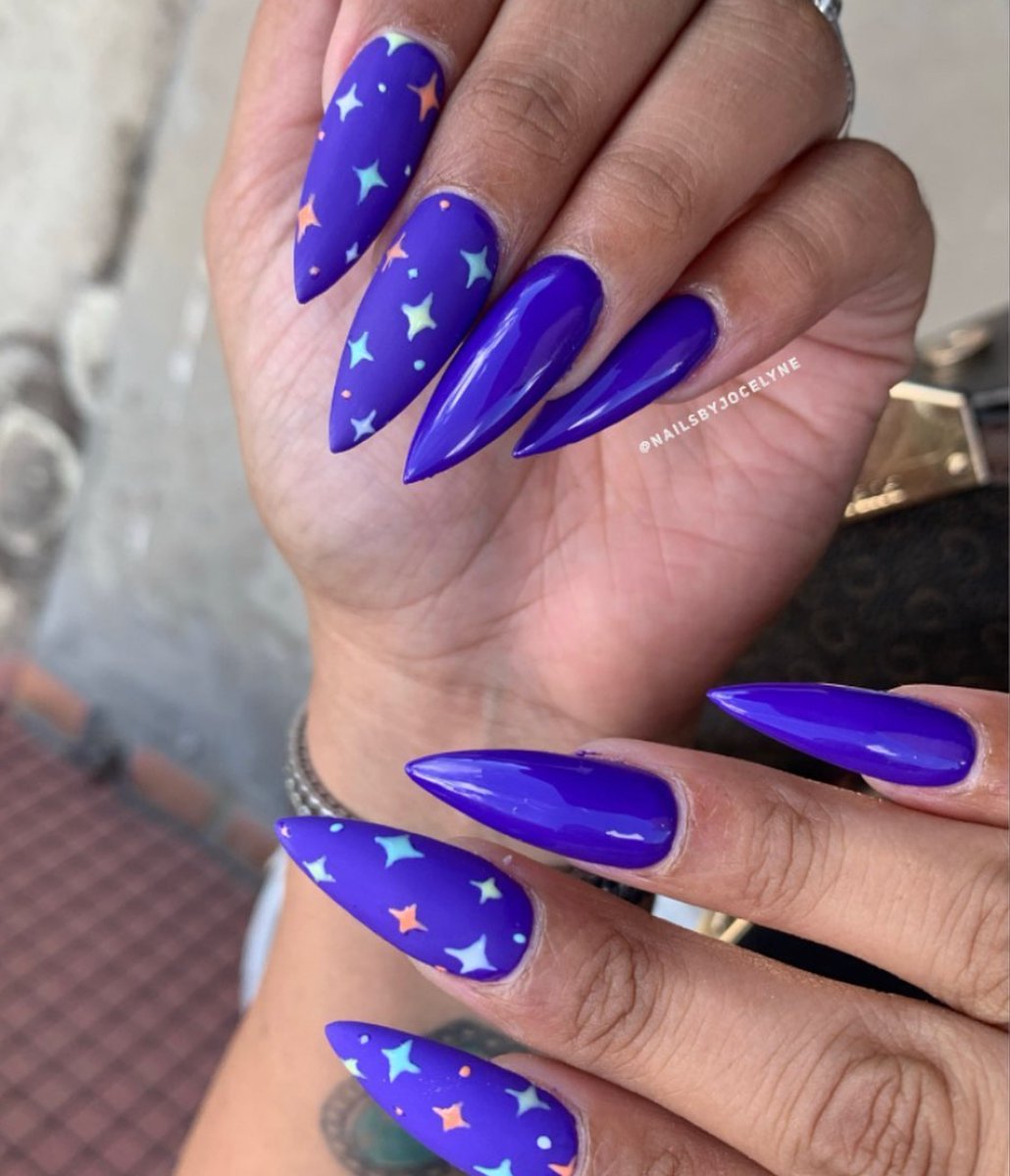 KupaInc's tweet photo. Did you see the sequel Hocus Pocus 2? We love this set inspired by the movie from @nailsbyjocelyne ๐ป๐ #kupamatte
KUPA Matte topcoat: https://t.co/zYno04ZDGY
#kupageltopcoat #kupanails #teamkupa #manipro #nailsdoneright #nailsofig https://t.co/ZjT3qWjvwr