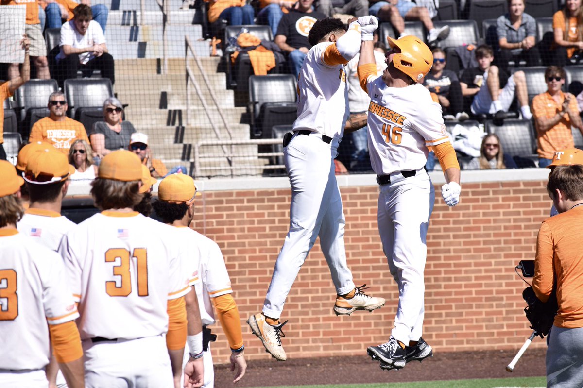 Vol_Baseball's tweet photo. the evolution of a home run

💥⌛️🙌😄 https://t.co/xljzl6tw1G
