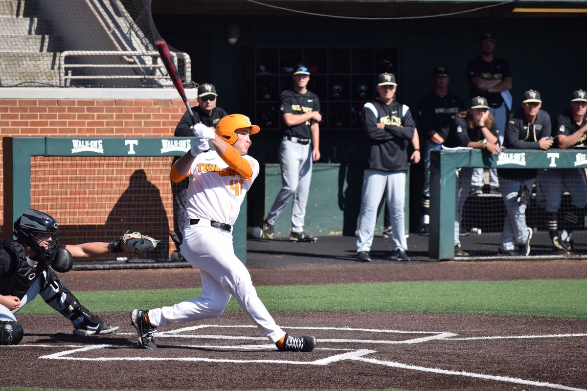 Vol_Baseball's tweet photo. the evolution of a home run

💥⌛️🙌😄 https://t.co/xljzl6tw1G