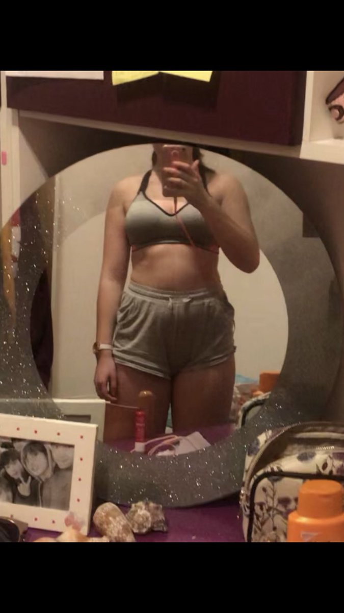 mimisdiet's tweet photo. quick before and after in 1 year so I can motivate myself more🫶🏻 https://t.co/n4AvIuQjNI