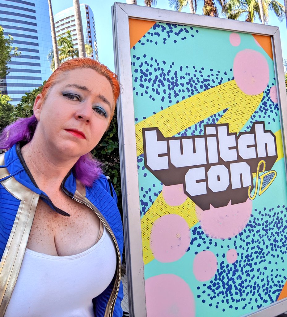 c27penn's tweet photo. Don't cry for me twitchcon-itaaaa... Oh wait, I'm the only one crying? So sad that such an amazing weekend has come to an end, but so grateful to everyone that has supported my stream over the years to justify going ❤️ #TwitchCon #BackToRealLife #BestWeekendEver https://t.co/8IHlpRqjZq