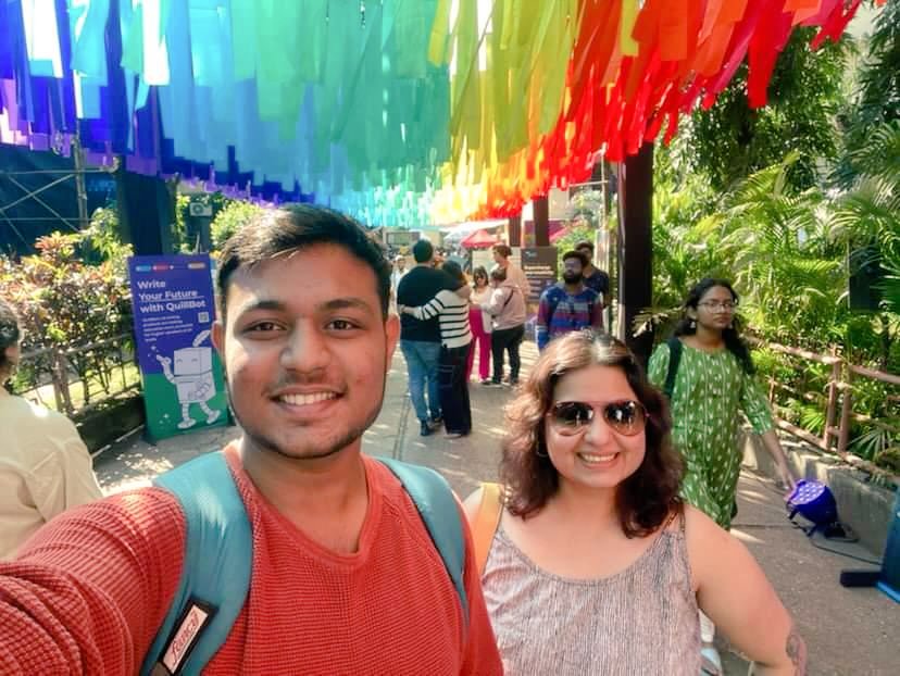 priyankasalil's tweet photo. Colourful, eventful, soulful, informative Sunday at #IFP12 with @PratikJoshi29 , @SakshiNihalani
So much to learn, so much to feel! https://t.co/HDQjOLs449