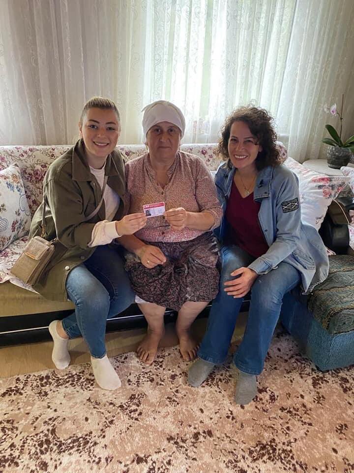 Chppgiresunkk's tweet photo. Kadın Kolları İl Başkanı Ayça Kozluca,Merkez İlce Başkanımız Murat Bektaş,İl ve  İlçe Kadın Örgütlerimiz ile Ülper Köyümüzde  üyelerimize ziyarette bulundu ve Aile Destekleri Sigortasını anlattı.
#CHPGIRESUNKADINKOLLARI
#AileDestekleriSigortas  #bizekatılın https://t.co/Un4BpQLmdo