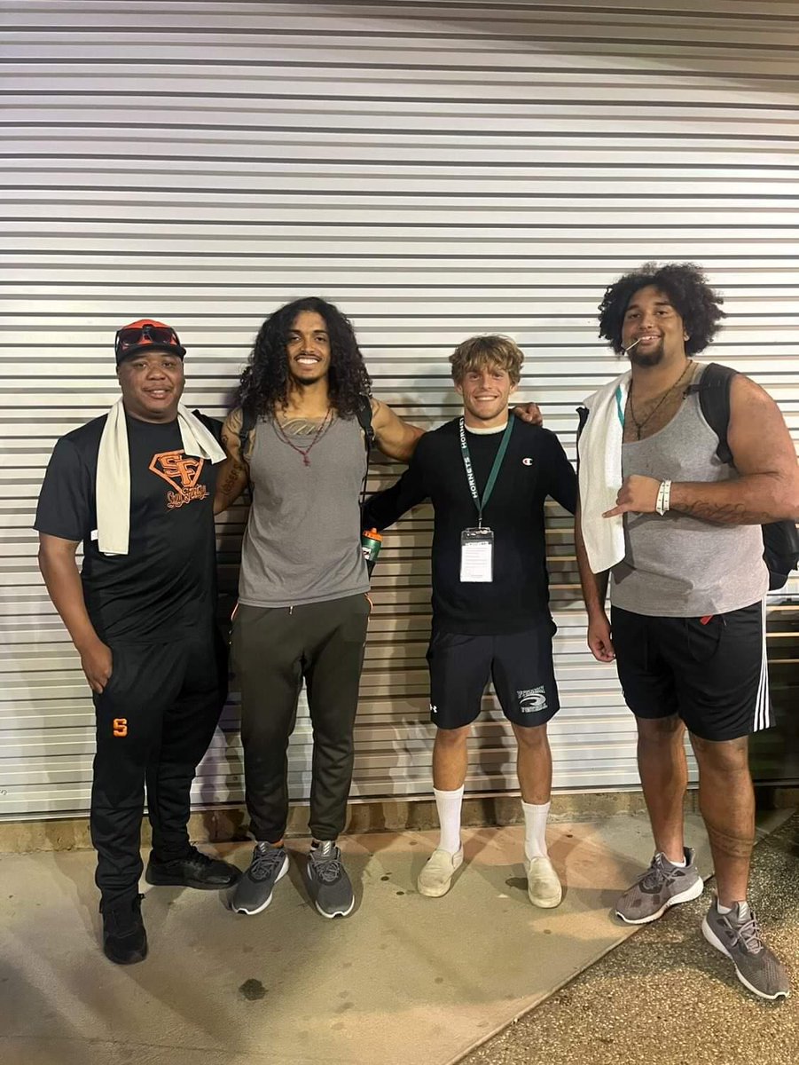 What a great game yesterday. My guys @PDaWill and @xman2Beast balled out. Good seeing @JoeyStout24 on an unofficial visit. Good seeing my guy @E1onPai9e !! @CoachCherokee @lapan_jeremy @M_80lane @BlackHatFootbal