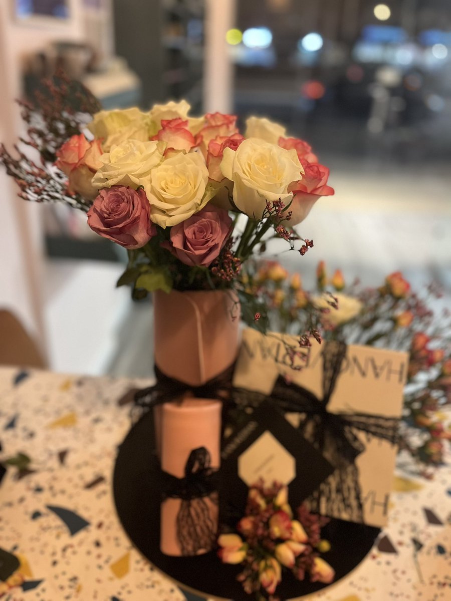 b_rama6's tweet photo. https://t.co/KeZYGnJd2H 

بنات الجامعة وينكم🏃‍♀️🌸
الحقو بقت كم قطعة في المتجر
وسوينا عليهم تصفية كاملة ✨ https://t.co/zRLCpMYvb1