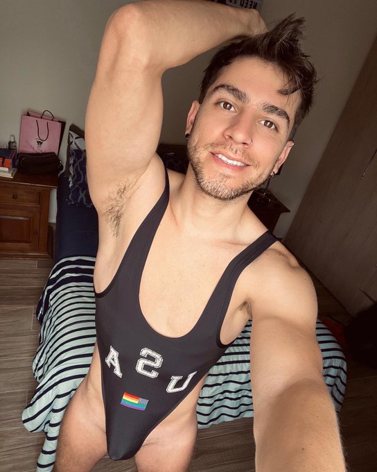3 pic. ???
@SHOPjjmalibu https://t.co/isarXrN5jM