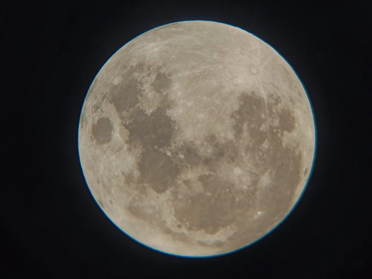 RscBhuj's tweet image. As part of #WorldSpaceWeek2022 celebration students of various schools has attended an expert session delivered by Amature Astronomer Mr. Narendra Gor and got mesmerized by Watching #Jupiter #Moon and #Saturn in #SkyGazing 
@InfoGujcost