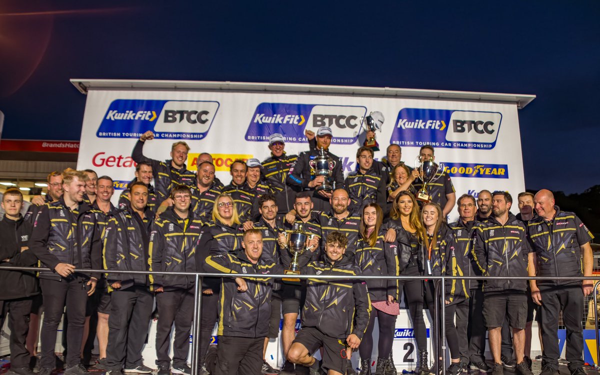 vickycashell's tweet photo. Fab day at Brands. Harry Arthur and team independent driver and teams champions! We have loved following @btc_racing this year and especially @jasonplato final year in BTCC. https://t.co/JOcxxUbrXT