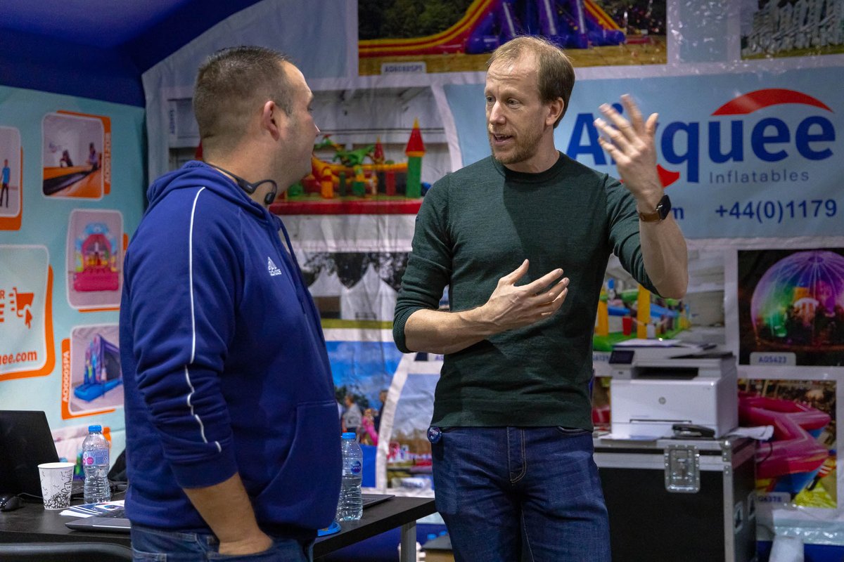 Airquee Inflatables tweet media