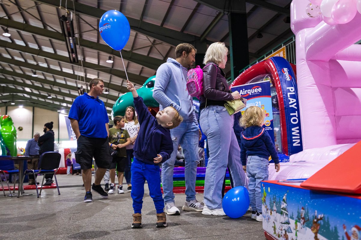 Airquee Inflatables tweet media