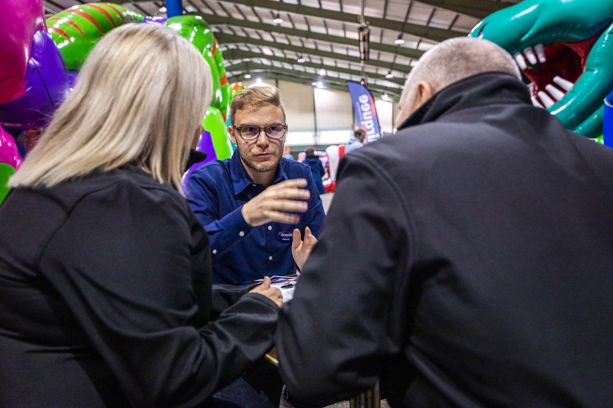 Airquee Inflatables tweet media