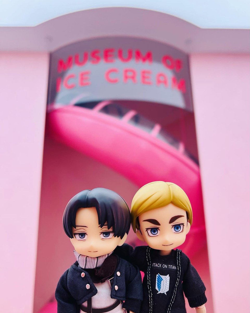 wikiwicked82's tweet photo. So much fun at museum of Ice cream🍦🍦🍦
#AttackOnTitan #leviackerman #erwinsmith #moic #EruriFluffMonth2022 #eruri #エルリ #เอรุริ #EruriAngstWeek #ShingekiNoKyojin https://t.co/VZ7TkeegMS