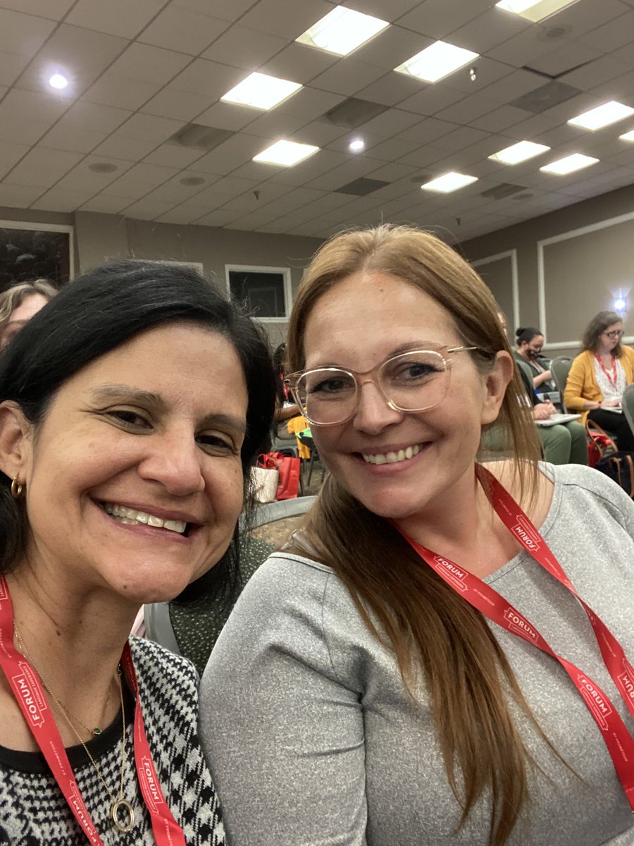 IngridRavelo2's tweet photo. Weekend @FLAVAWeb conference, learning with my friend @knight_frau @Lightridge_LCPS and meeting my teaching faves @lamaestraloca and @thisislanguage founder! 
#FLAVA22 
@LCPS_WL https://t.co/b4yZhFvvPv