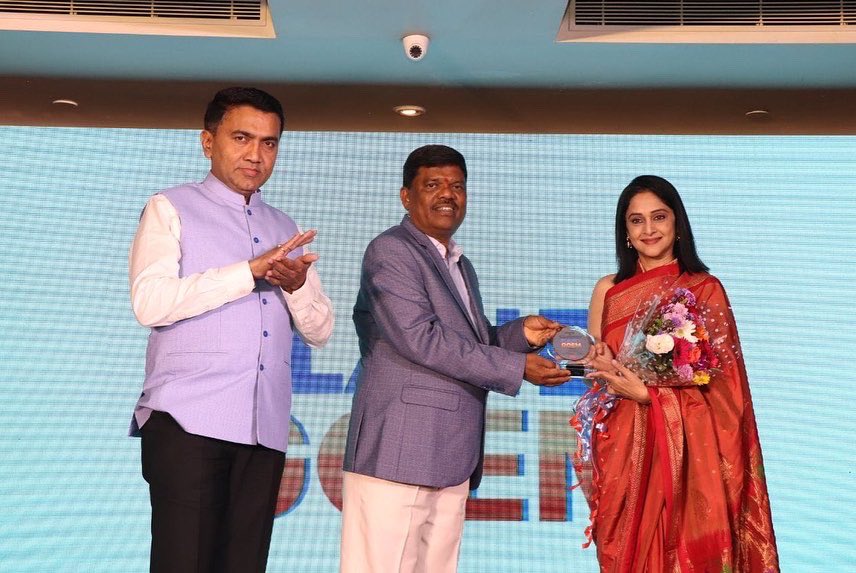 Today launched the #planetgoem entertainment OTT platform in Goa by the hands of Hon. Chief minister of Goa <a href="/DrPramodPSawant/">Dr. Pramod Sawant</a>. For this, I would like to congratulate and Thank <a href="/akshayent/">Akshay Bardapurkar</a> and entire team of #planetmarathi for starting Planet Goem in Goa.